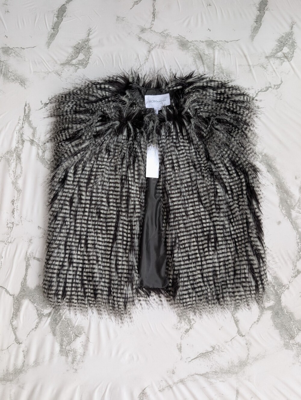 BCBGeneration Faux Fur Black White Outer Shell Vest Womens Medium Large NWT